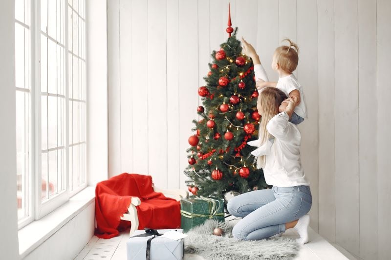 How to find the best flocked artificial Christmas tree height for your space