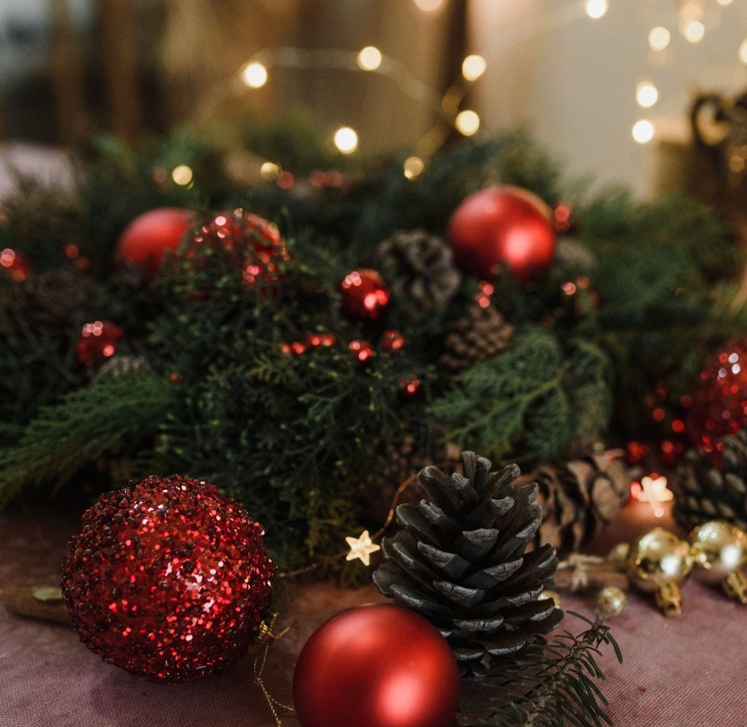 A Festive Way to Celebrate Christmas: Pre-Lit Trees